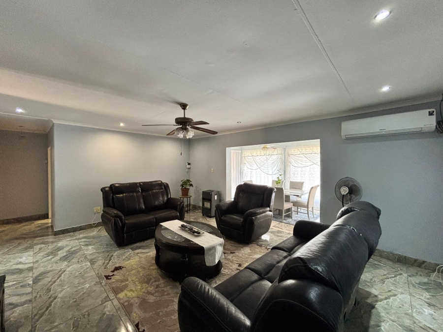 3 Bedroom Property for Sale in Parys Free State